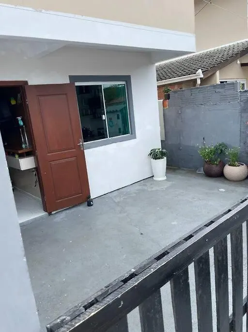 Apartamento Ingleses Do Rio Vermelho フロリアノポリス アパート